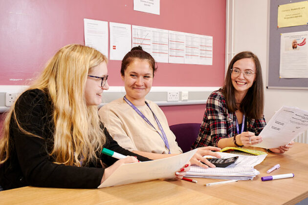 Accounting students in a classroom at the UCR